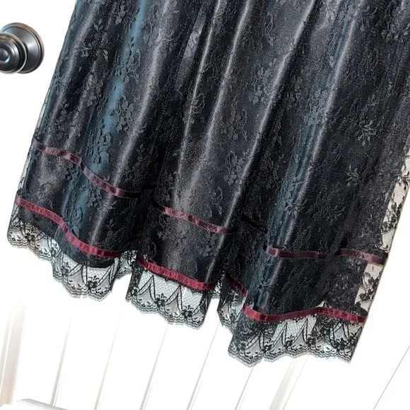 lace dress look Baltic Born Womens Summerlin Lace Top Maxi Dress | Black
